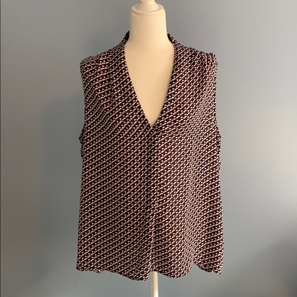 Laundry Professional Geometric Print Shell